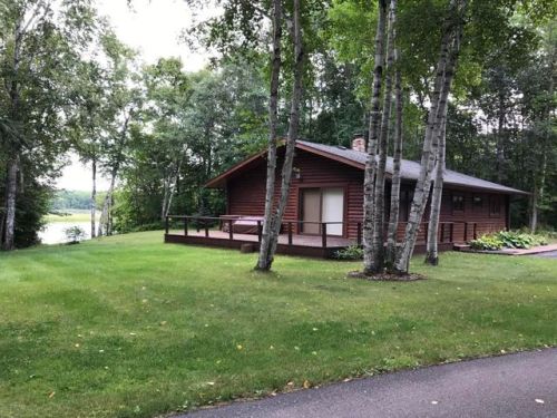 1004 Noble Dr, Hackett, MN 56623-8829
