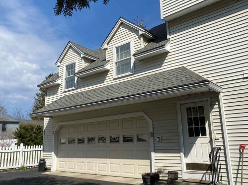 143 Locust St, Dover, NH 03820-4007