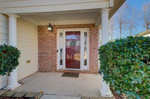 70 Creek Way, Porterdale, GA 30016-0927