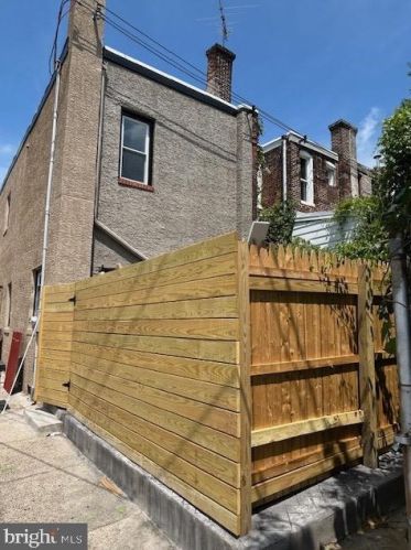 2901 26th St, Philadelphia, PA 19132-1202