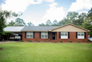 104 Elm St, Sylvester, GA 31791-1226