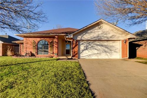 1801 Pinnacle Ln, Edmond, OK 73003-4679