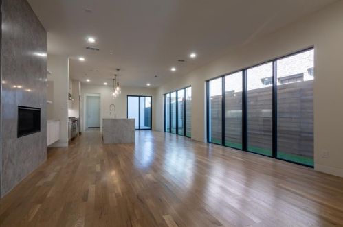 3672 Asbury St, Dallas TX  75205-1849 exterior