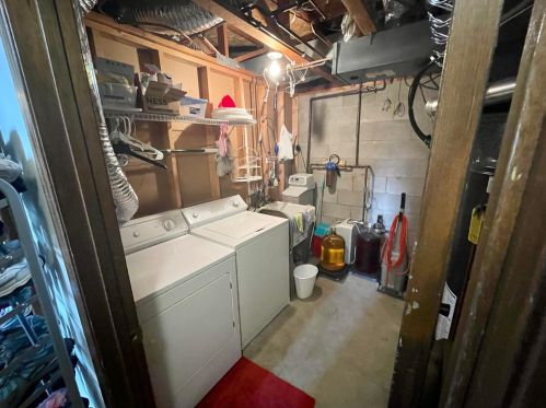 5943 Fernwood St, Saint Paul MN  55126-8458 exterior