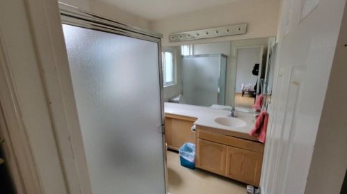 2905 Elmlawn Dr, Anaheim CA  92804-3914 exterior