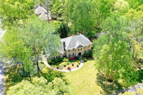 5339 Tally Green Dr, Marietta, GA 30068-2878
