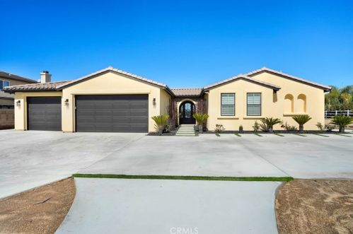 17414 La Serena Ct, Riverside, CA 92504-8835