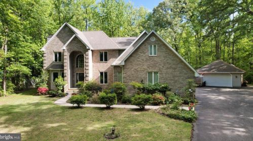 1901 Blue Waters Farm Ln, Riviera Beach, MD 21122-6200