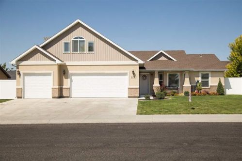 1030 Ballard Ln, Kimberly, ID 83341-5153