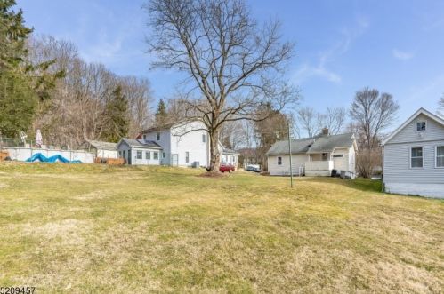 102 Vail St, Hackettstown NJ 07840-1220 exterior