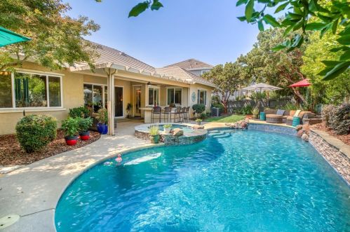 4421 Sophistry Dr, Rancho Cordova, CA 95742-8073