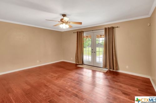 604 Quail Creek Dr, Victoria, TX 77905-0532
