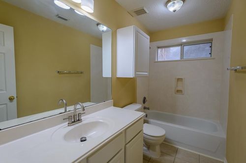 19 Wild Orchid Ct, Conroe TX  77385-3558 exterior