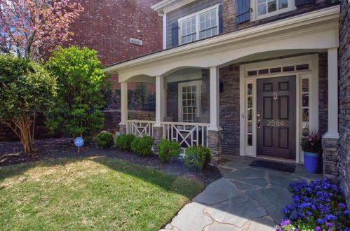 2584 Brookline Cir, Atlanta GA  30319-3693 exterior