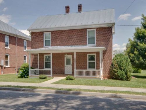 150 Eastview St, Montezuma, VA 22821-9520
