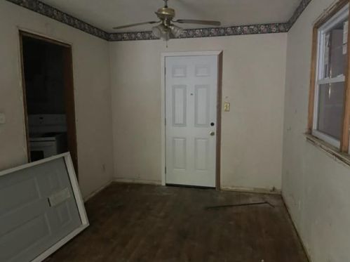 2428 Dupree Ave, Atlanta GA  30318-4756 exterior