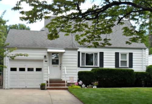 116 Hamilton Ave, Dumont, NJ 07628-2028
