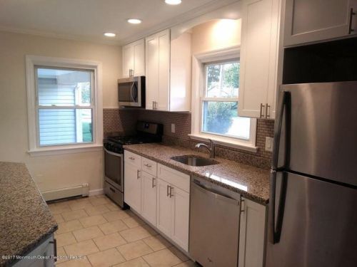 356 Meadowbrook Ave, Tinton Falls, NJ 07724-2315