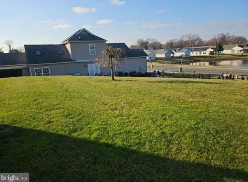 118 Alexander Rd, Beverly, NJ 08010-3114