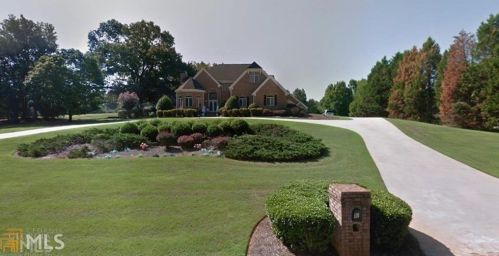 823 Lennox Dr, Conyers, GA 30094-2491