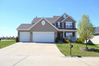 901 Mist Flower Dr, Foster Pond, IL 62298-3180