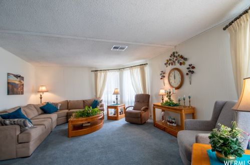 9892 Morning Star Way, Sandy, UT 84070-3220