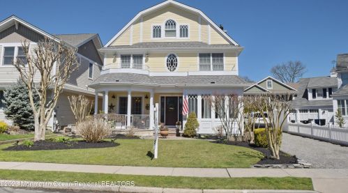 805 Orchard Ave, Point Pleasant Beach, NJ 08742-2424