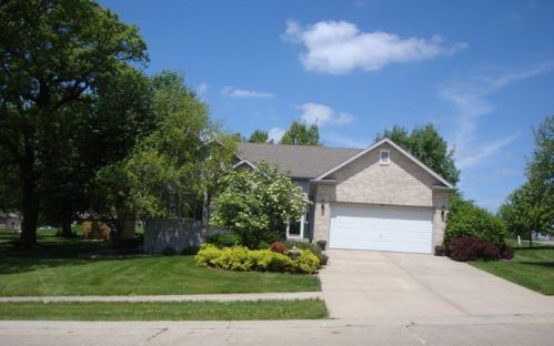302 Kain St, Ottawa, IL 61350-1159