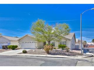 82 Moonlight Village Ln, Henderson, NV 89012-2170