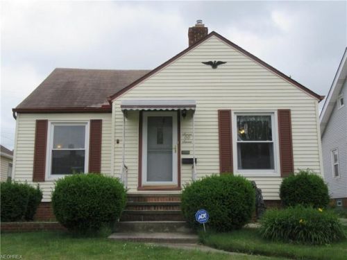 7007 Ridgewood Ave, Cleveland OH  44129-2378 exterior