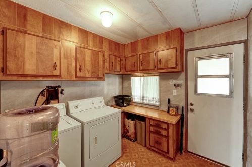 229 Palos Verdes Dr, Santa Ana CA  92704-2465 exterior