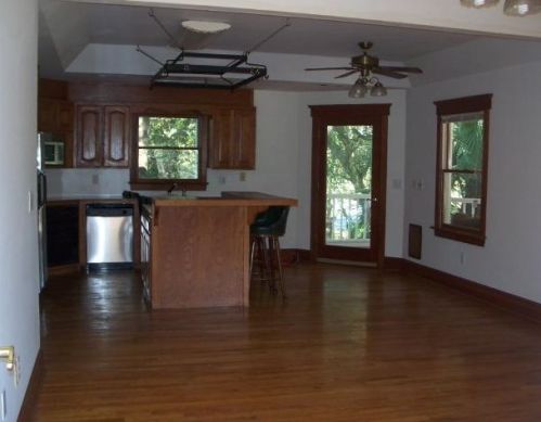 12 Chapman Ave, Isle Of Palms SC  29451-2414 exterior