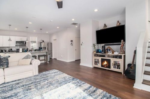213 Crumley St, Atlanta, GA 30312-2610