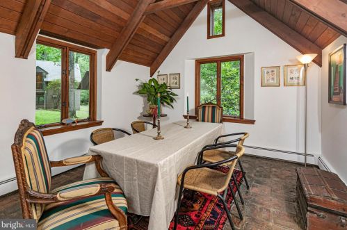 348 Cherry Valley Rd, Princeton NJ  08540-7600 exterior