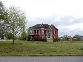 101 Richmond Dr, Carrollton, GA 30117-8362