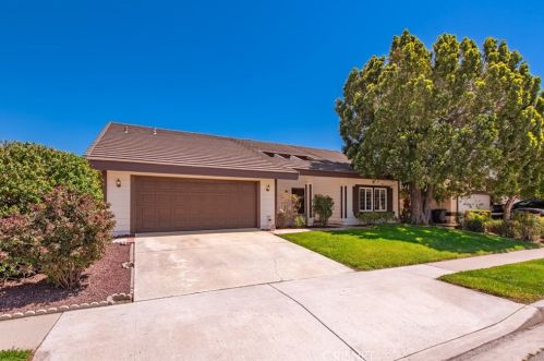 2138 Yosemite Ave, Simi Valley, CA 93063-3537