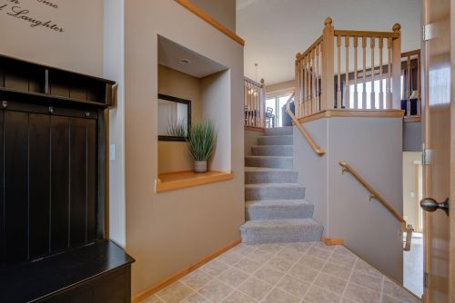 203 Douglas Dr, Waverly, MN 55390-5583