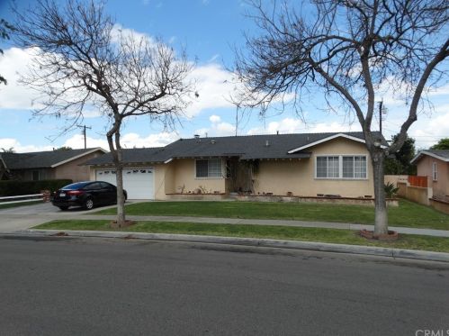 3325 Glen Holly Dr, Anaheim, CA 92804-3736