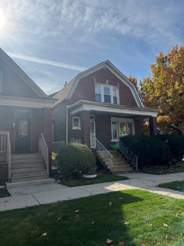 1479 72nd St, Chicago, IL 60619-1509