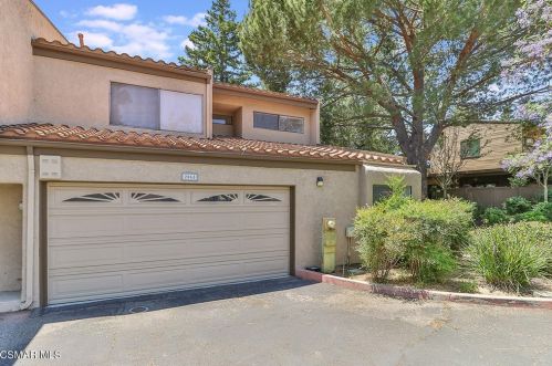 2068 Emory Ave, Simi Valley, CA 93063-5005