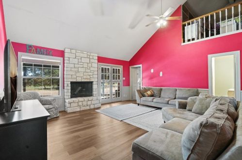 200 Blisard Rd, Webberville TX 78621-5018 exterior