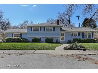 604 Juniper Dr, Naperville, IL 60540-7249