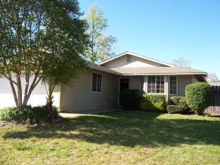 2536 Galaxy Way, Redding, CA 96002-3456