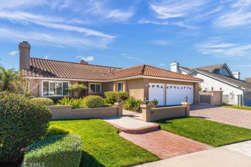 2832 Calle Guadalajara, San Clemente CA  92673-3516 exterior