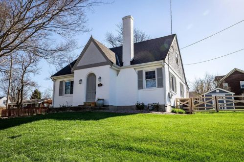 224 Harvest Ln, Cincinnati, OH 45237-1605