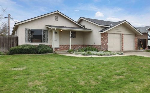1132 Shasta St, Manteca, CA 95336-4146