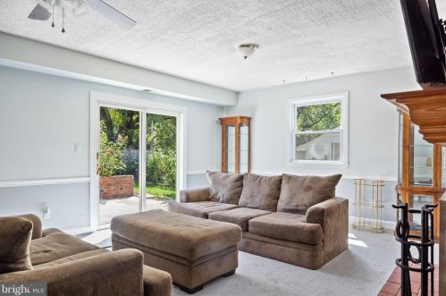 12517 Summerwood Dr, Silver Spring MD 20904-1746 exterior