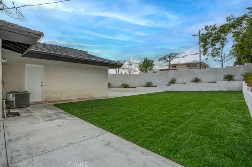 3579 Pontiac St, Glendale CA  91214-1822 exterior