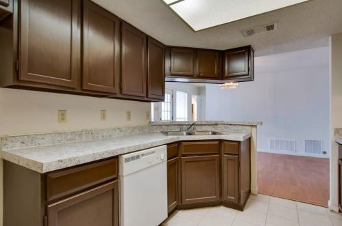 2263 Jackson Cir, Carrollton TX 75006-1655 exterior