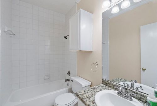 3257 Donnelly Cir, Fort Worth TX  76107-5440 exterior